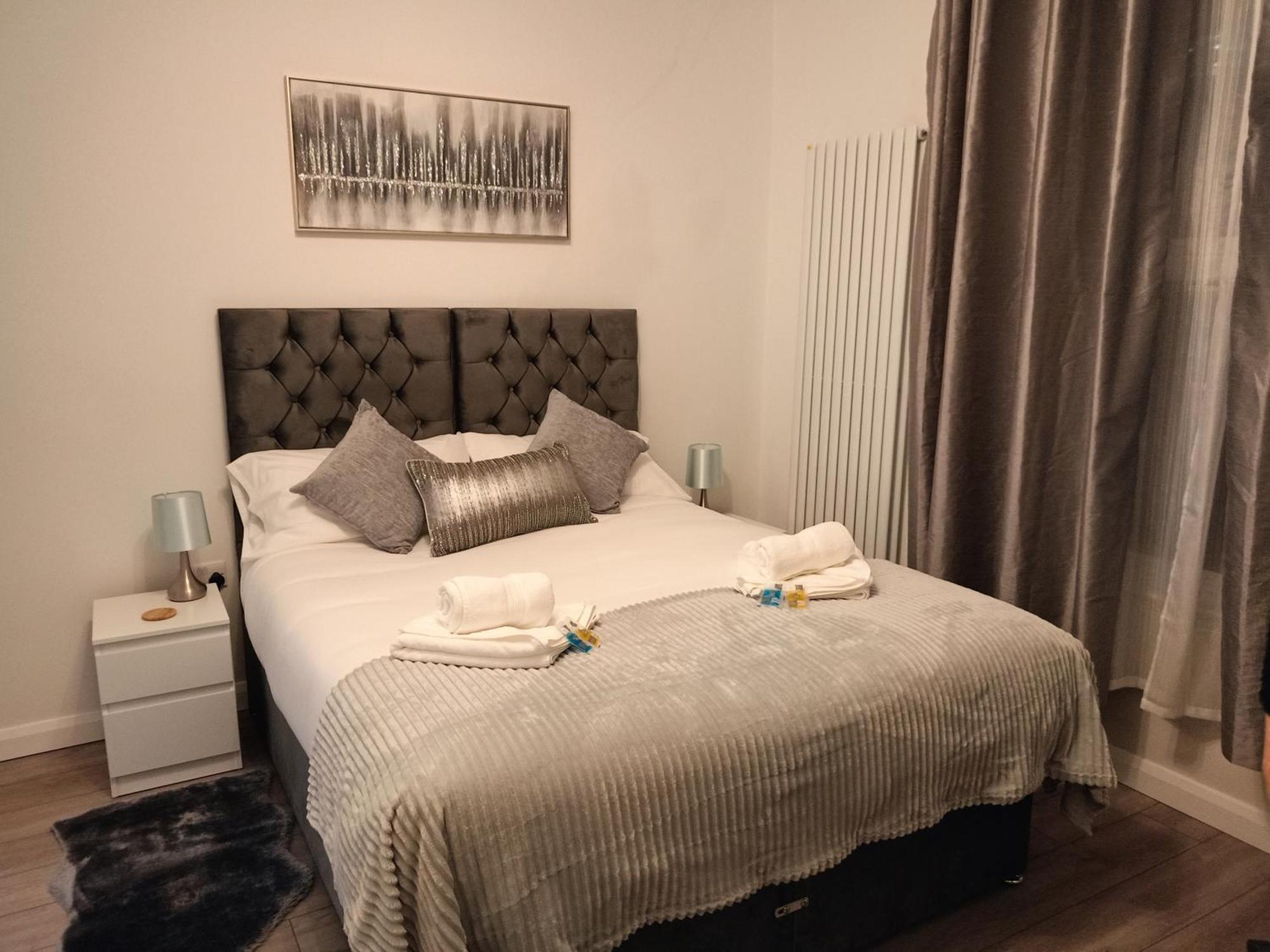 Prestige * Cambridge (Cambridgeshire)